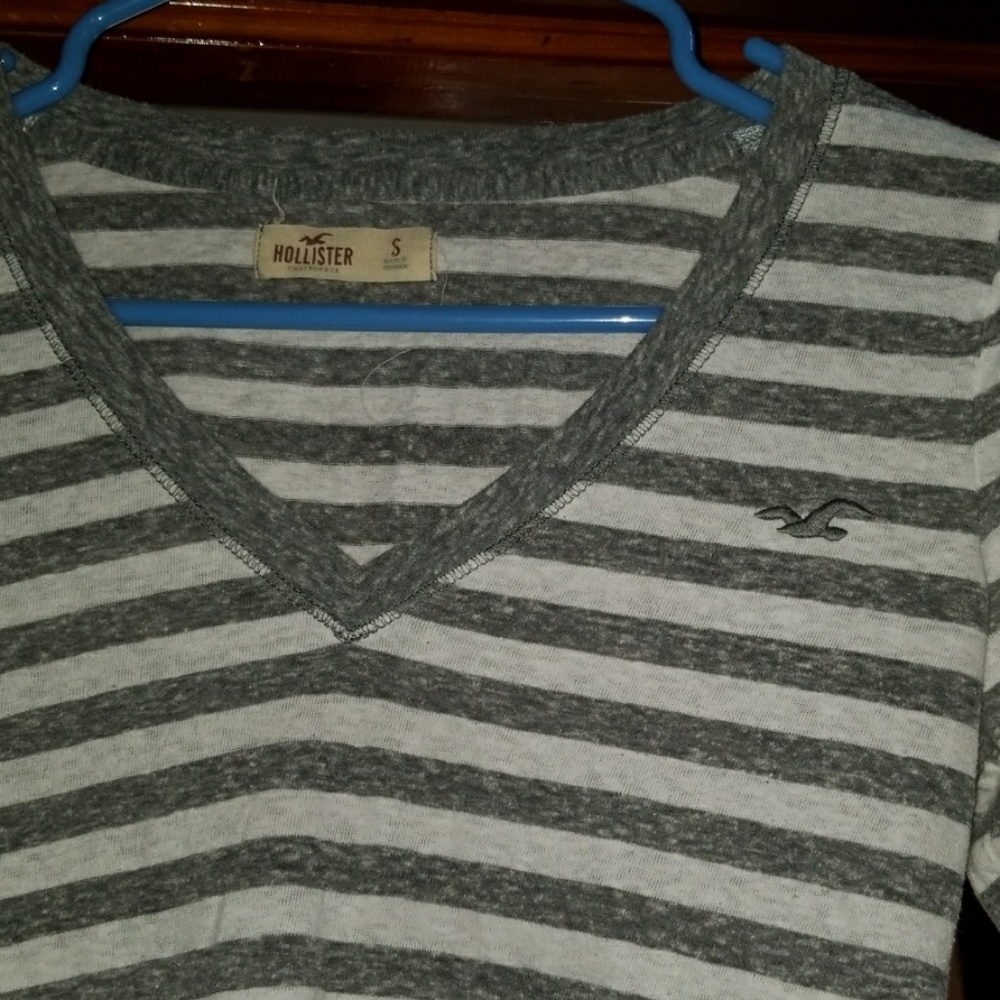 Long sleeve light sweater